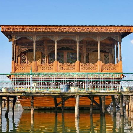 Hotel De Laila House Boat By Sterling Srīnagar Esterno foto